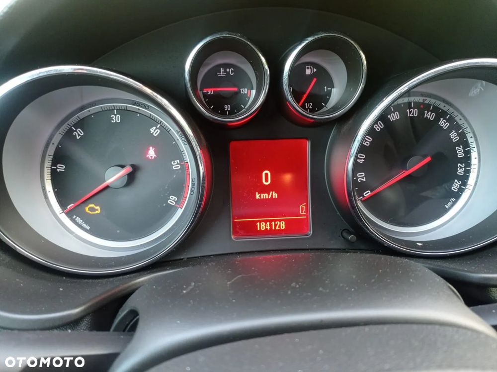 Opel Insignia 2.0 CDTI Cosmo - 3