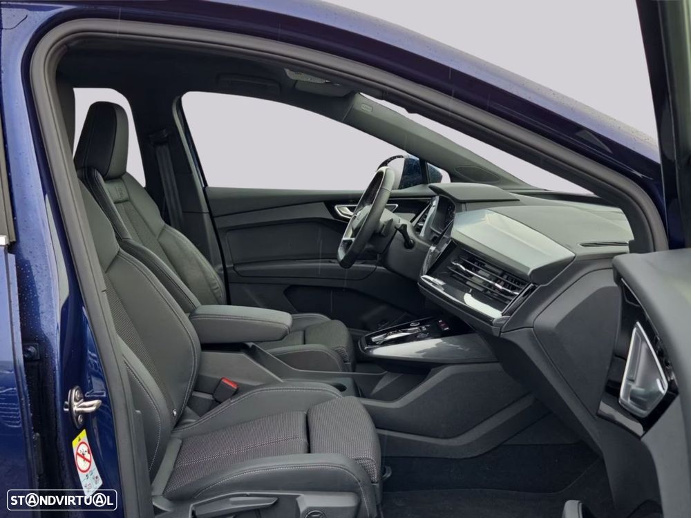 Audi Q4 e-tron - 9