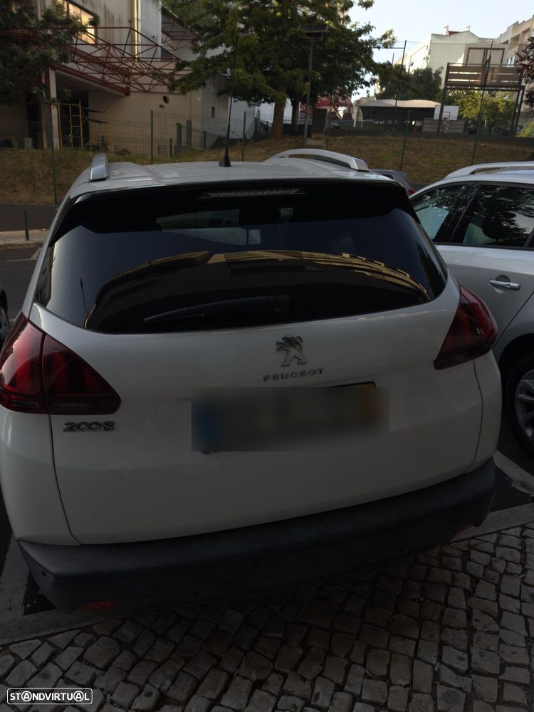 Peugeot 2008 1.2 PureTech Active - 3