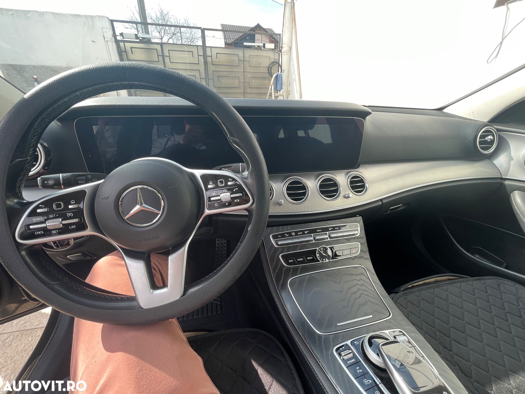 Mercedes-Benz E 200 d T 9G-TRONIC Exclusive - 1