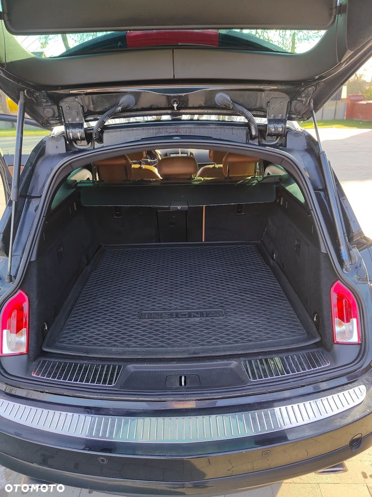 Opel Insignia 2.0 CDTI Active 4x4 - 10