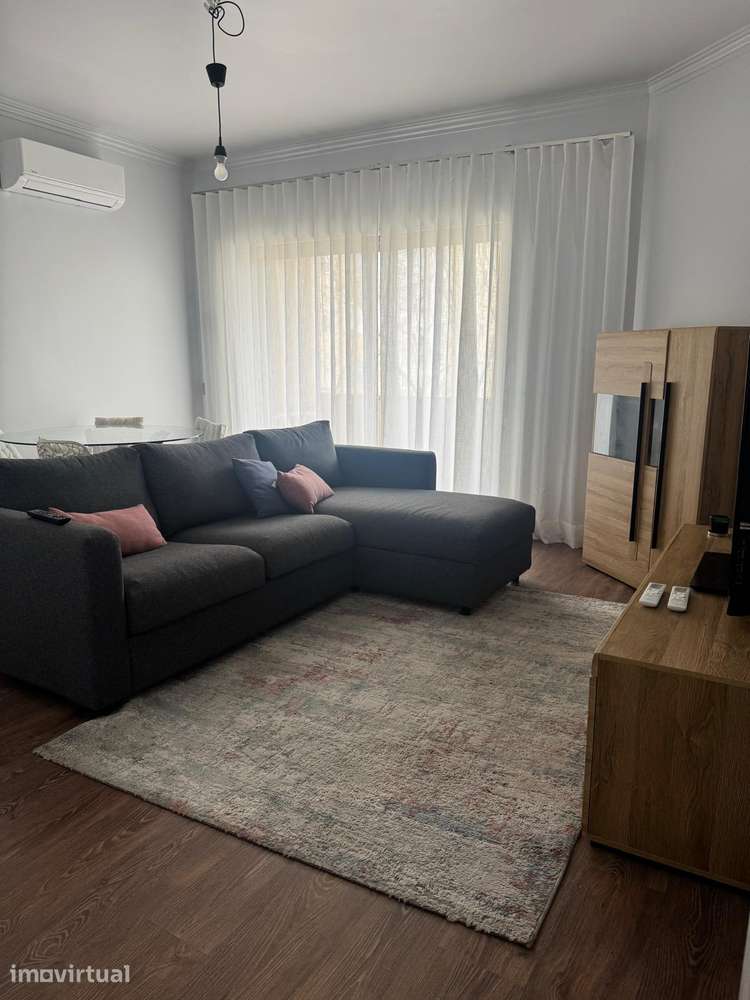Alugo Apartamento T2 - Reboleira - Grande imagem: 2/15