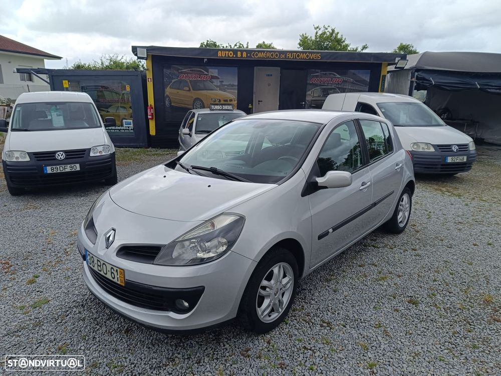 Renault Clio 1.2 16V Dynamique - 2