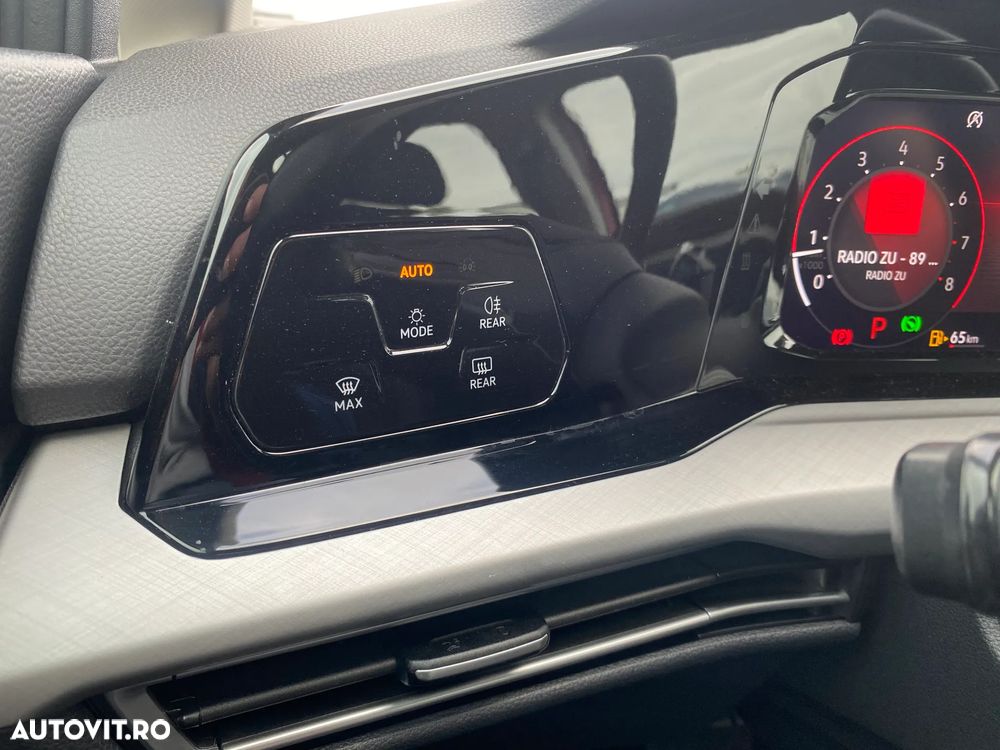 Volkswagen Golf Variant 1.5 eTSI MHEV 150CP DSG Life - 11