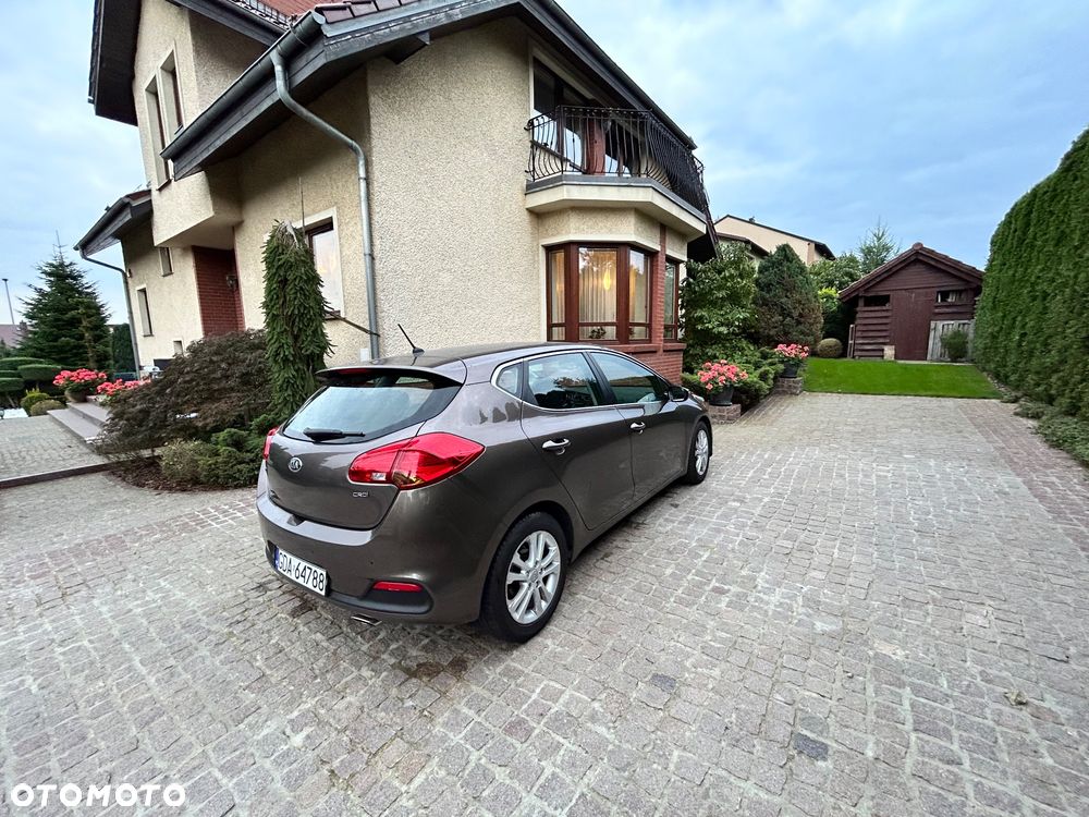 Kia Ceed 2013 photo 3