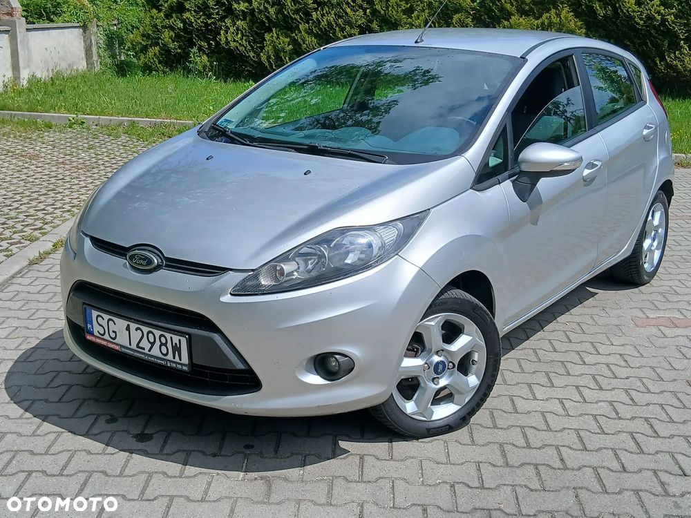 Ford Fiesta 1.25 Silver X (Ambiente) - 29