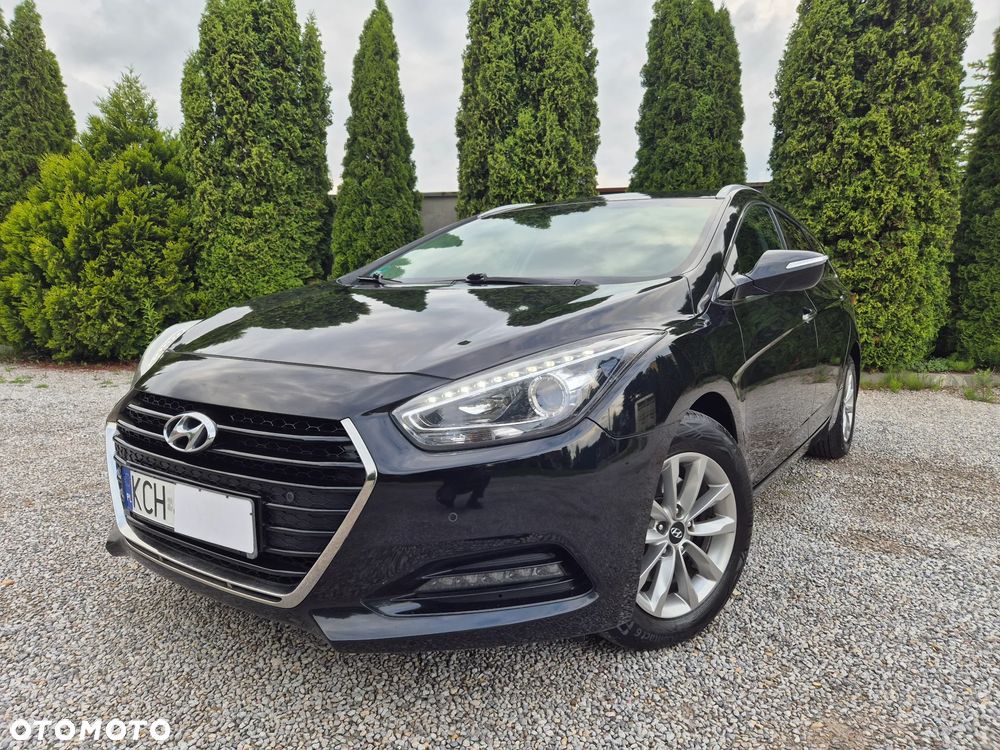 Hyundai i40 i40cw 1.6 Fifa World Cup Edition - 1