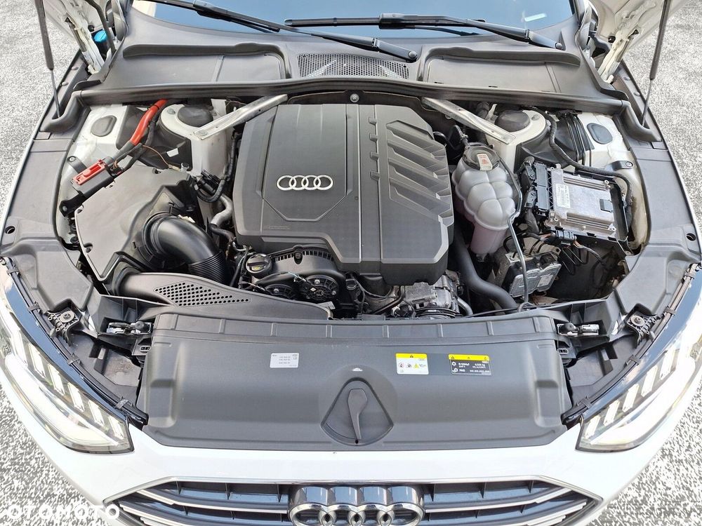 Audi A4 Limousine - 32