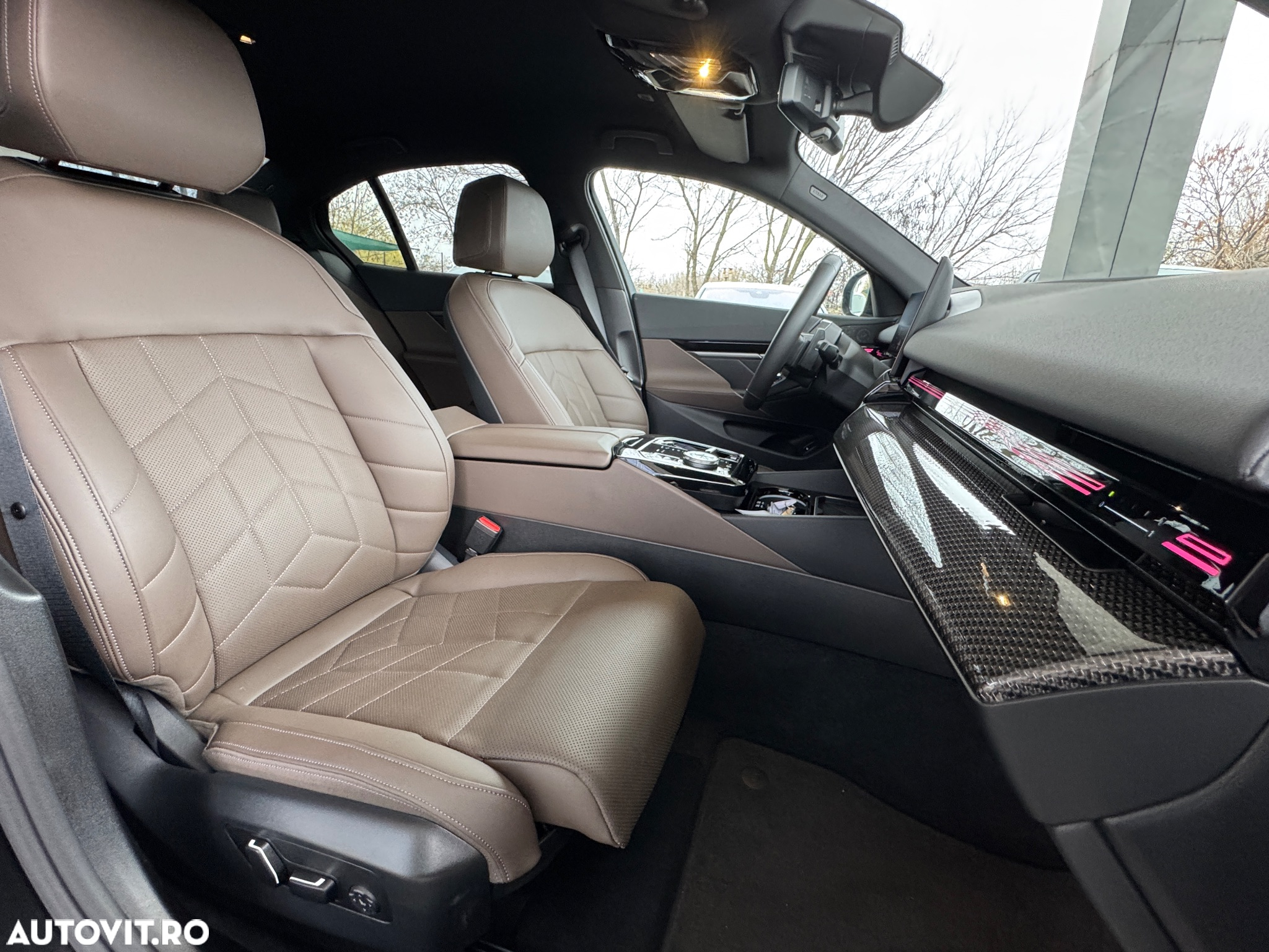 BMW Seria 5 520d AT MHEV - 30
