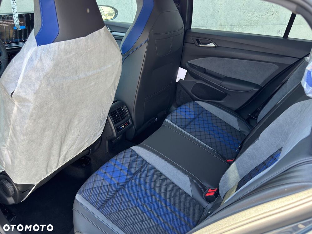 Volkswagen Golf 2.0 TSI 4Motion R DSG - 6