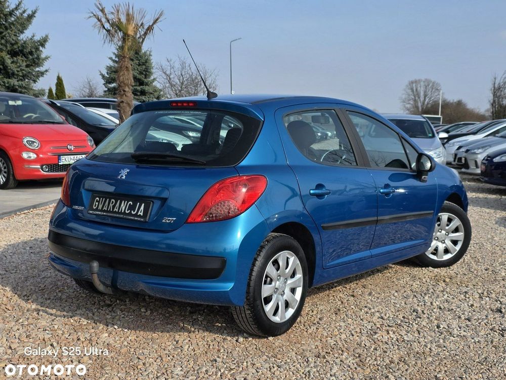 Peugeot 207 1.4 - 25