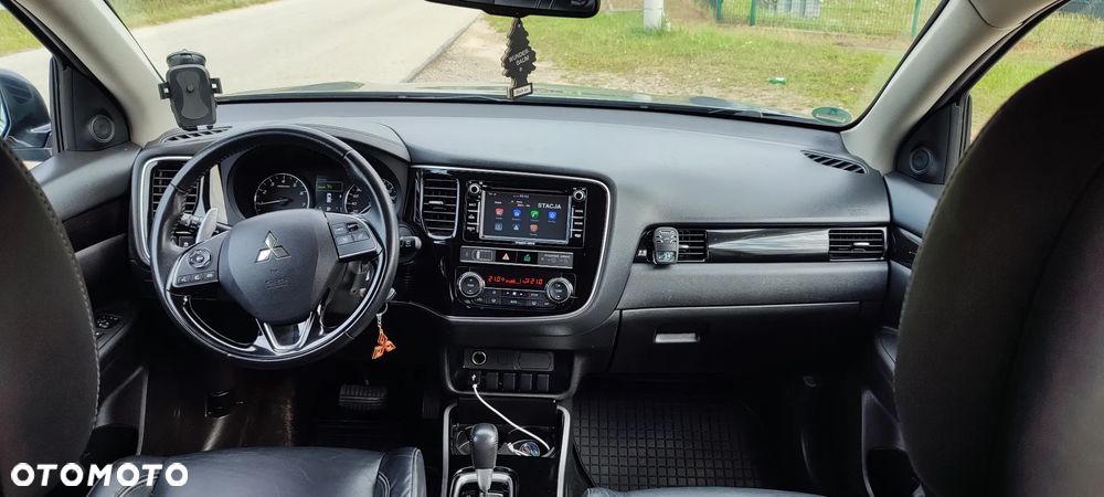 Mitsubishi Outlander 2.0 2WD CVT Active - 16