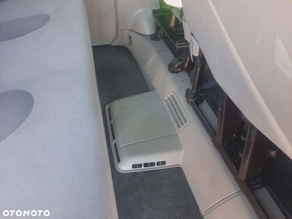 Renault Trafic Passenger Expression - 15