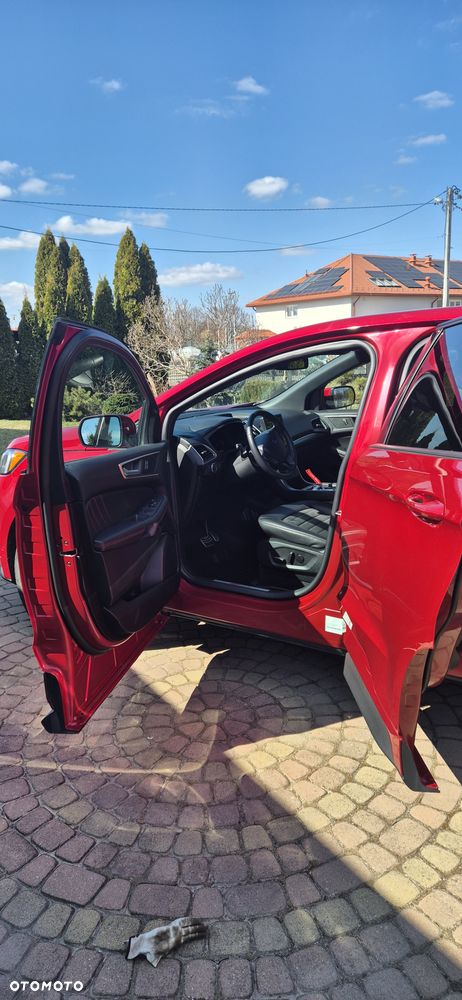Ford Edge - 13