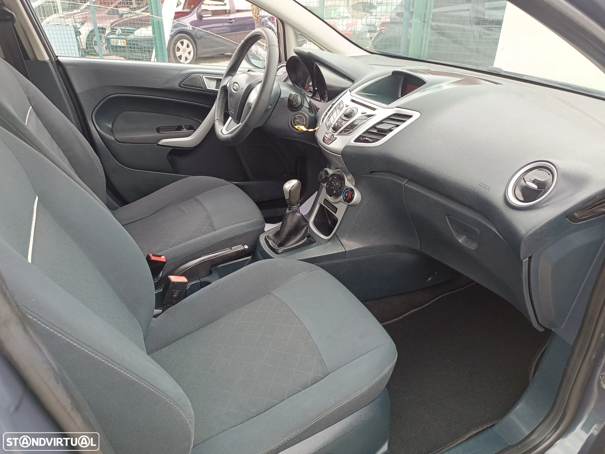 Ford Fiesta 1.25 Titanium - 25