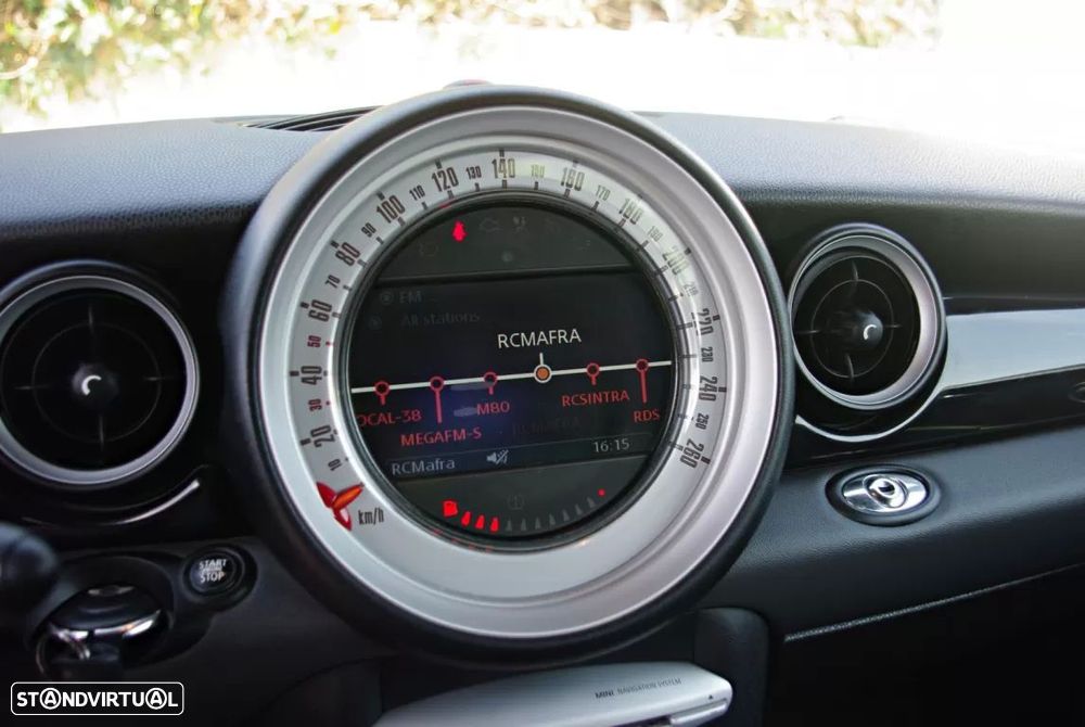 MINI Cabrio Cooper S - 29