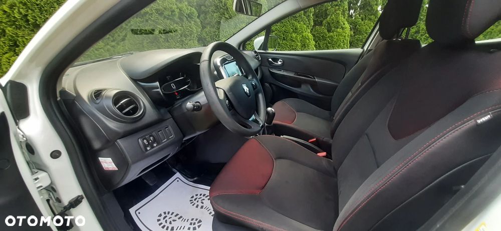 Renault Clio - 26