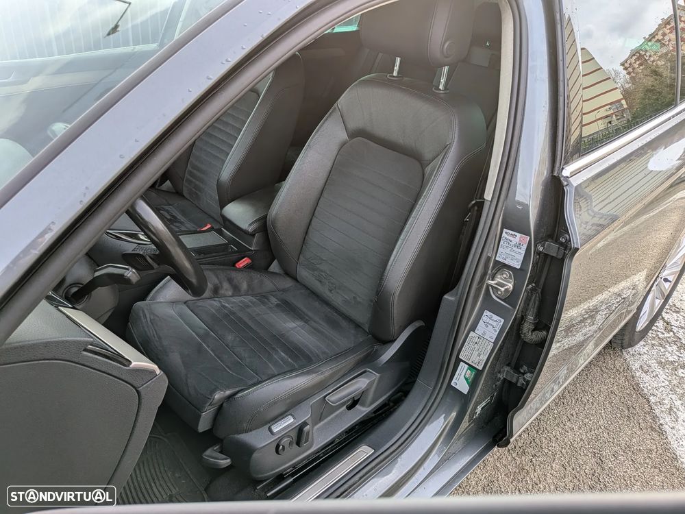VW Passat Variant 2.0 TDi Highline DSG - 6
