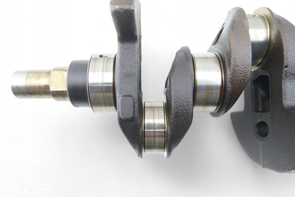 WAŁ KORBOWY OPEL CORSA D E ADAM CHEVROLET T300 1.2 16V A12XER 55561959 - 2