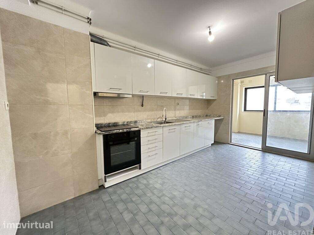 Apartamento T3 em Arcozelo de 125 m2 - Grande imagem: 3/37