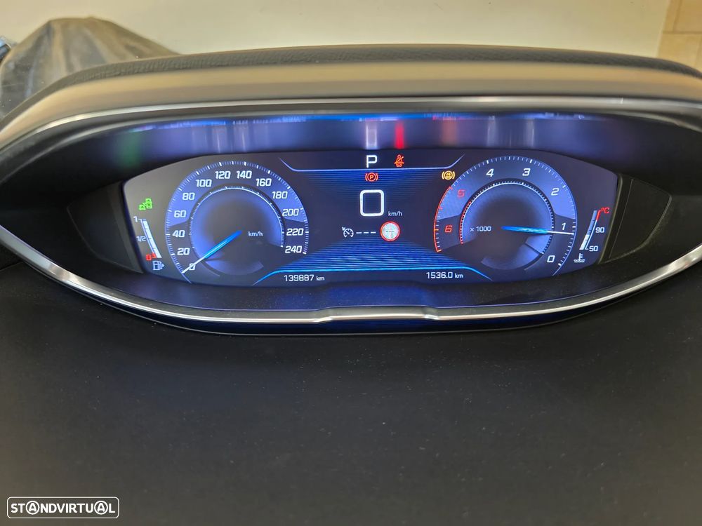 Peugeot 5008 BlueHDI 130 EAT8 Allure Pack - 38
