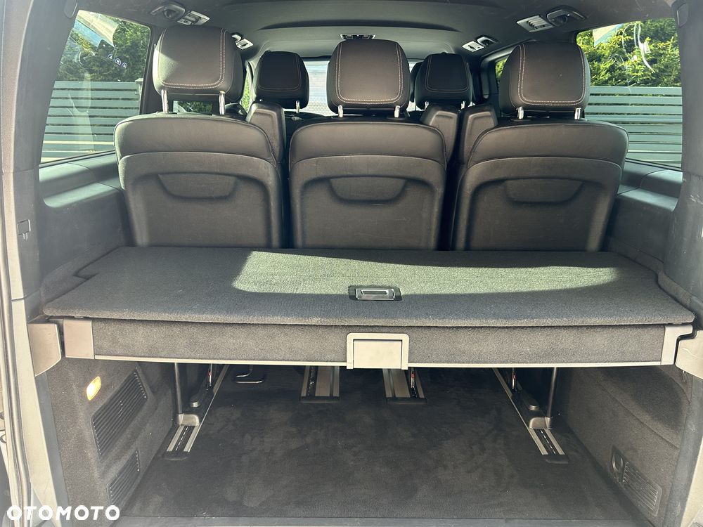 Mercedes-Benz EQV - 12