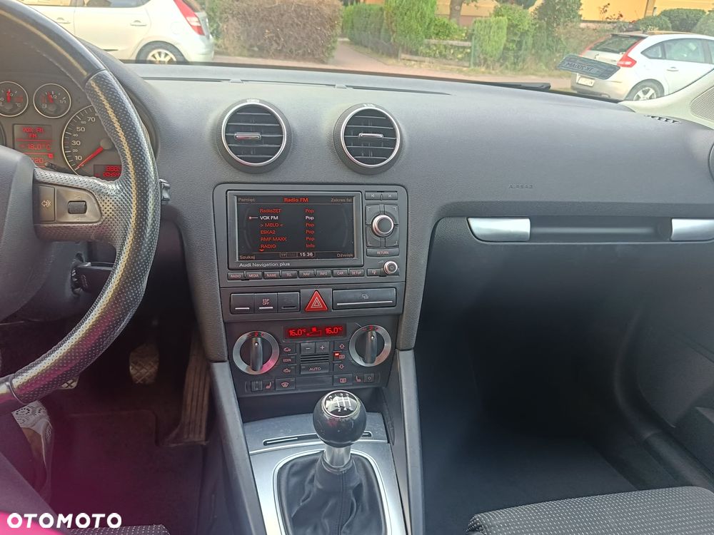 Audi A3 Sportback 1.6 FSI S line Sportpaket plus - 1