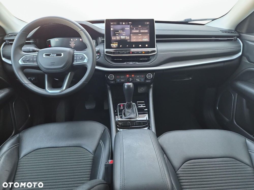 Jeep Compass - 23