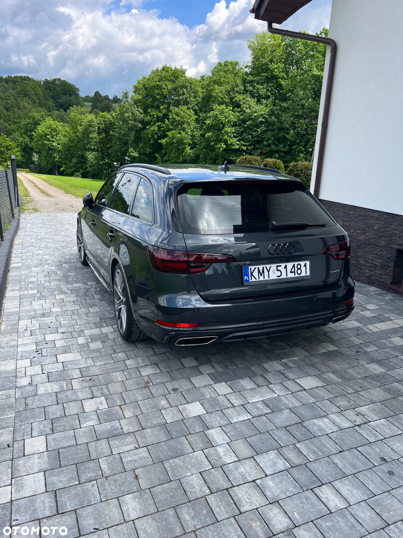 Audi A4 Avant 40 TDI quattro S tronic S line - 2