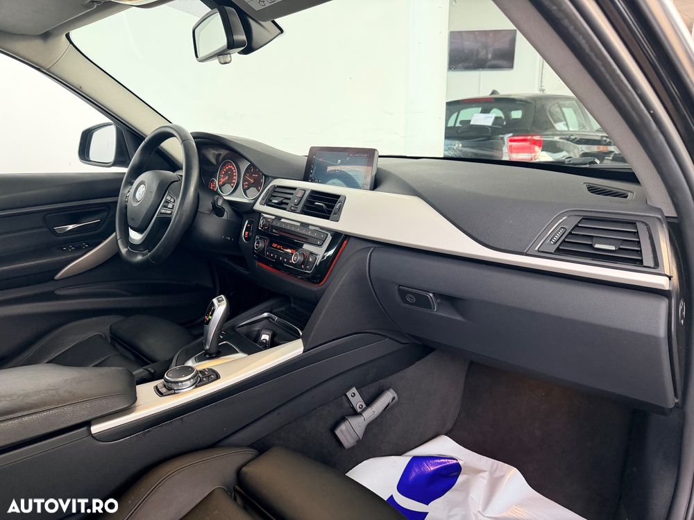 BMW Seria 3 320d Touring Aut. Efficient Dynamics Edition Blue Perf. Sport Line - 8