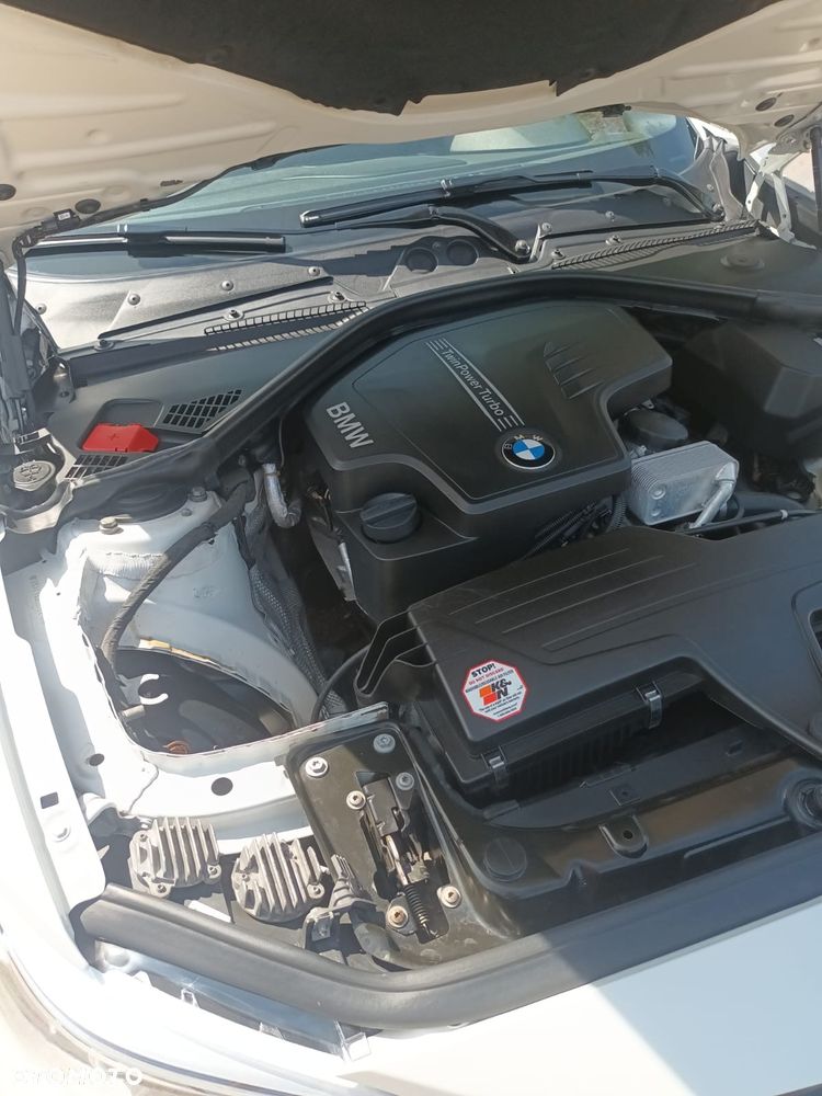 BMW Seria 2 220i M Sport - 11