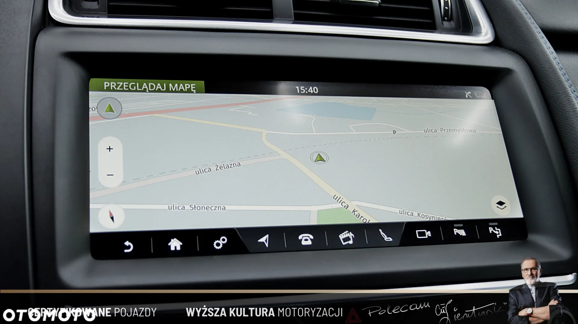 Jaguar E-Pace 2.0 i4P AWD R-Dynamic SE - 22