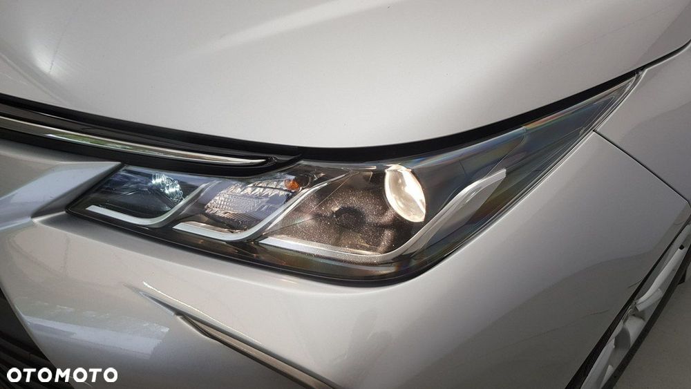 Toyota Corolla - 10