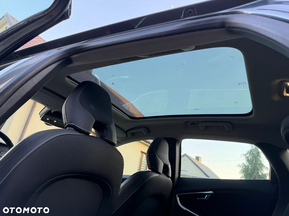 Volvo V40 D2 Momentum - 21