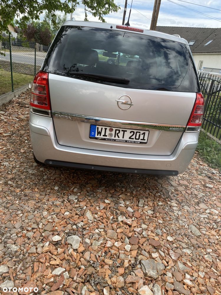 Opel Zafira - 4