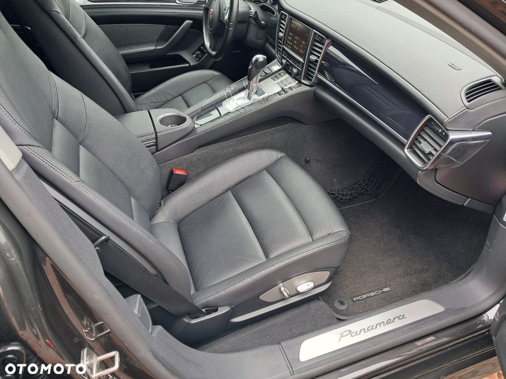 Porsche Panamera Diesel - 23