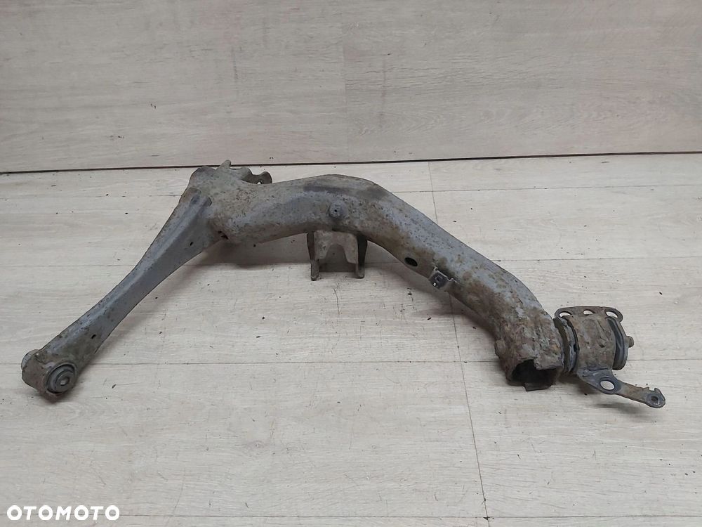 TOYOTA Avensis T25 03-08 r Wahacz prawy tył ORYGINAŁ - 4