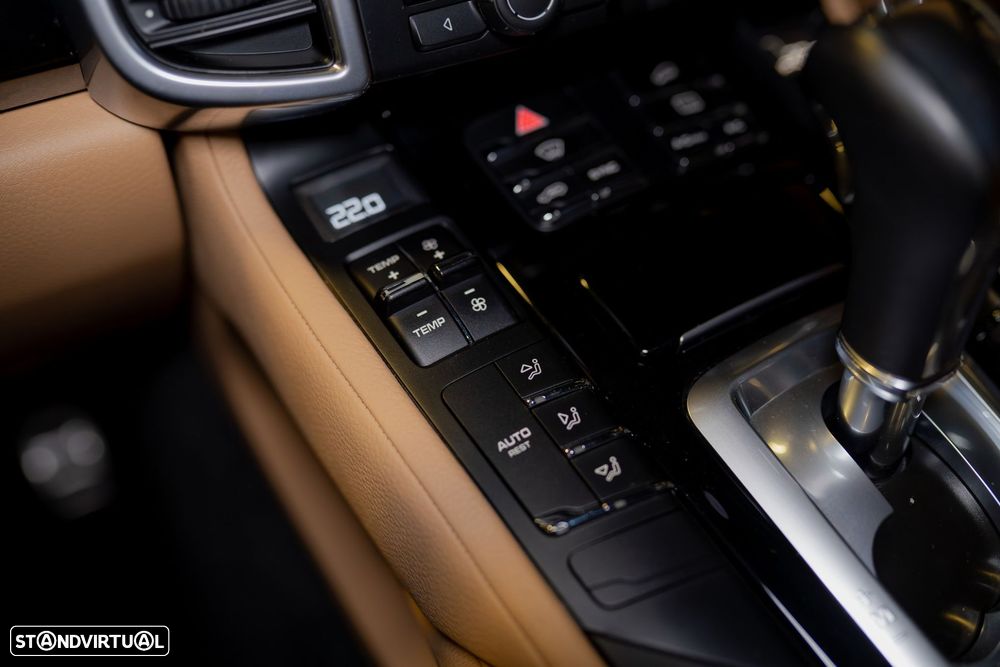 Porsche Cayenne S E-Hybrid - 50