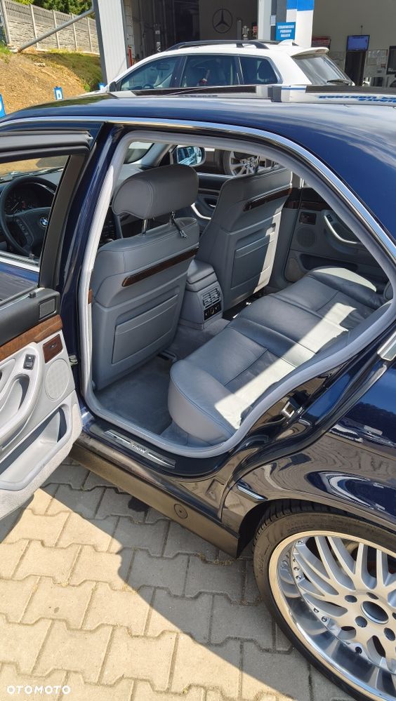 BMW Seria 7 - 7