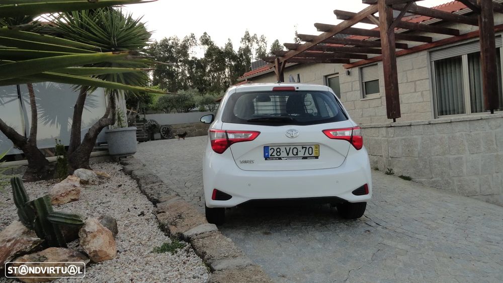 Toyota YARIS BIZZ - 5
