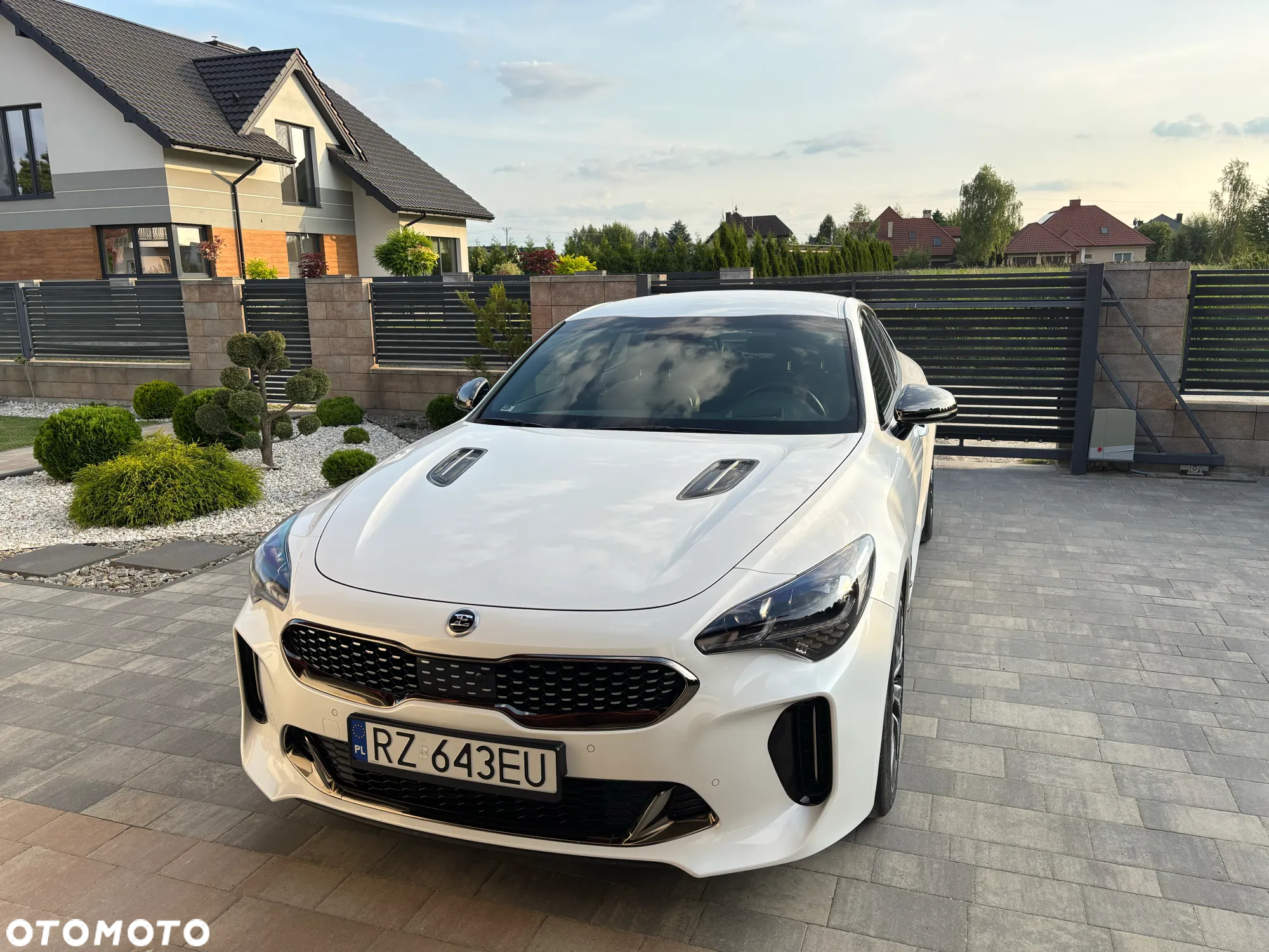 Kia Stinger 2.0 T-GDI GT Line - 2