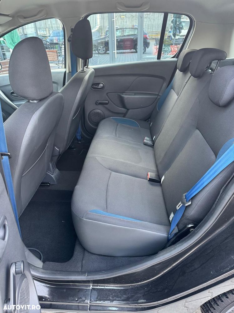 Dacia Sandero TCe 90 S&S Celebration - 11