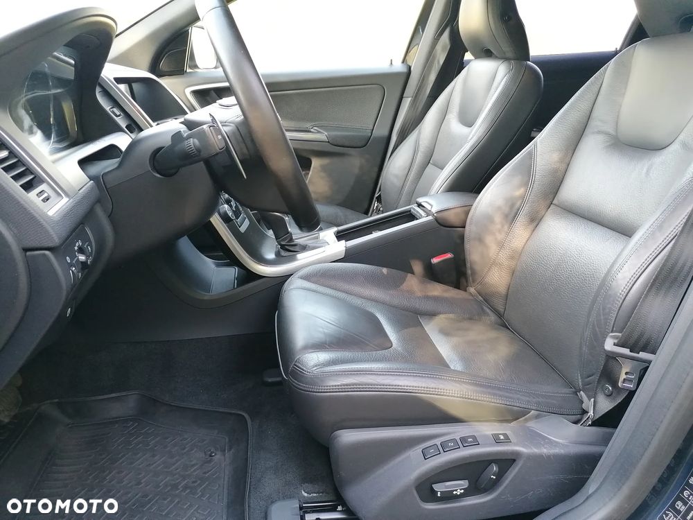 Volvo XC 60 D5 AWD Summum - 13