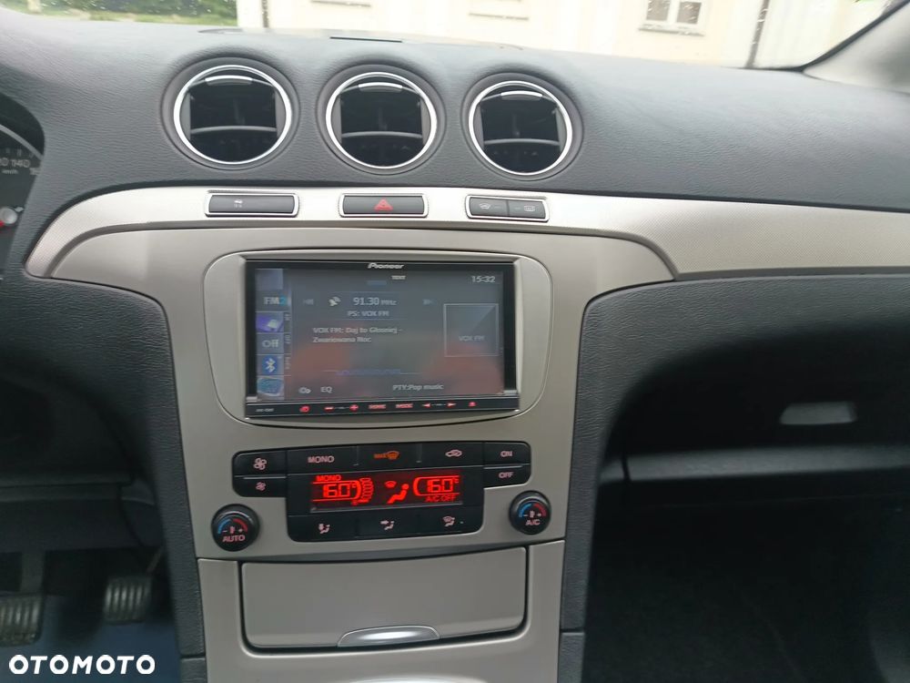 Ford S-Max 2.0 TDCi Ambiente - 11