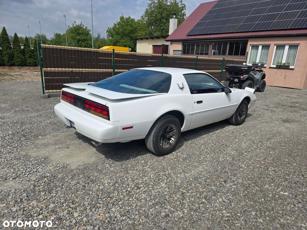 Pontiac Firebird - 9