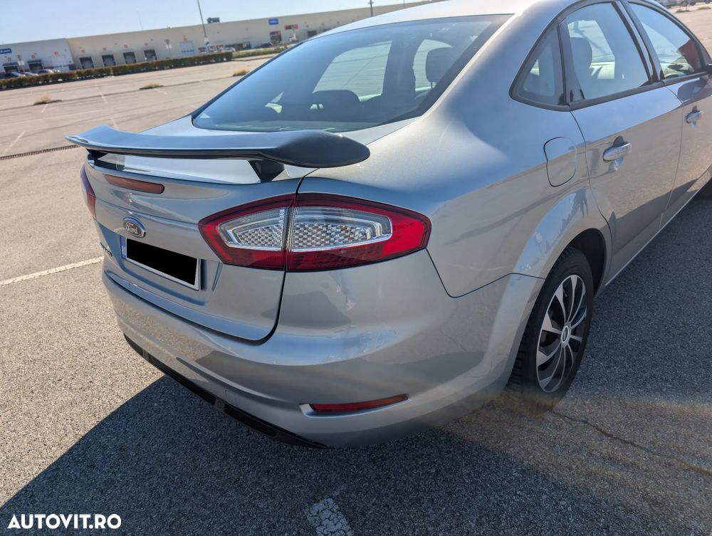 Ford Mondeo 2.0 Duratorq TDCi Powershift Trend - 11