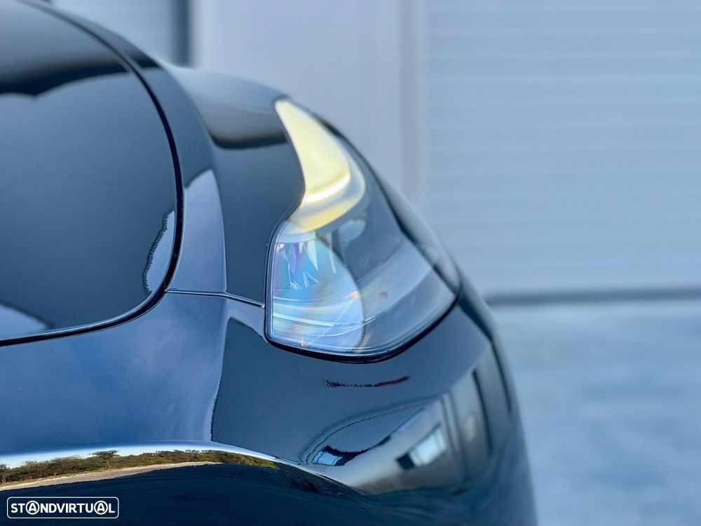 Tesla Model Y Long Range Tração Integral - 24