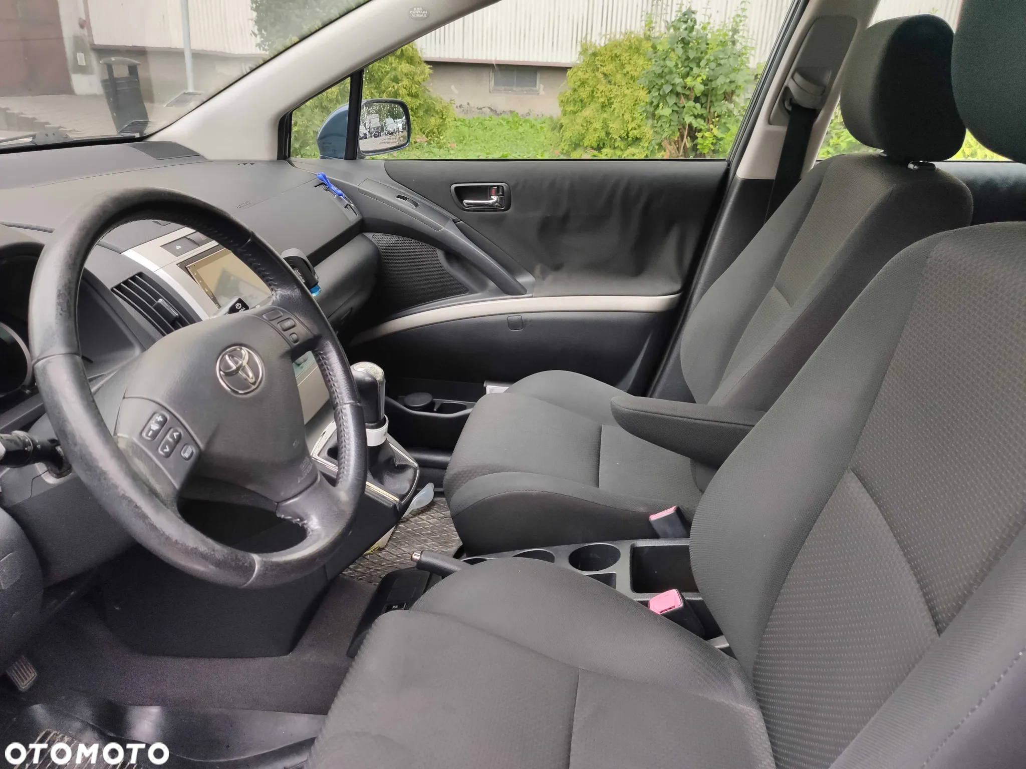 Toyota Corolla Verso 1.6 - 6