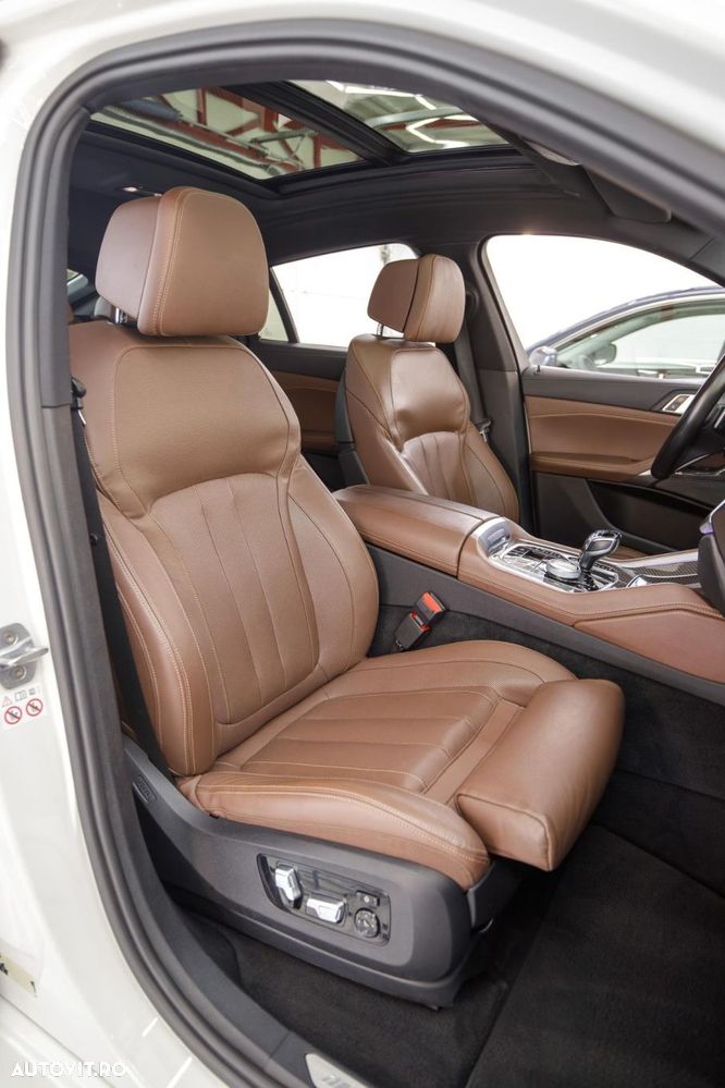 BMW X6 2020 — imagine 55