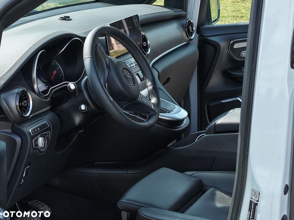 Mercedes-Benz Klasa V - 7